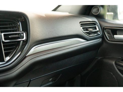 Used 2023 Dodge Durango SXT AWD/4WD image 17
