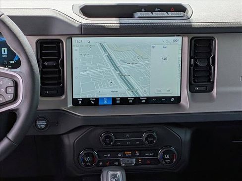 New 2026 Ford Bronco Outer Banks AWD/4WD image 11