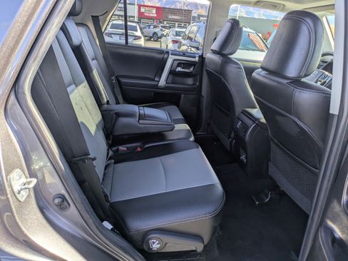 Used 2022 Toyota 4Runner SR5 Premium w/ Moonroof Package image 36