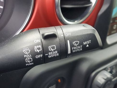 Certified 2019 Jeep Wrangler Unlimited Rubicon AWD/4WD image 27