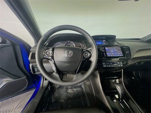 Used 2016 Honda Accord EX image 13