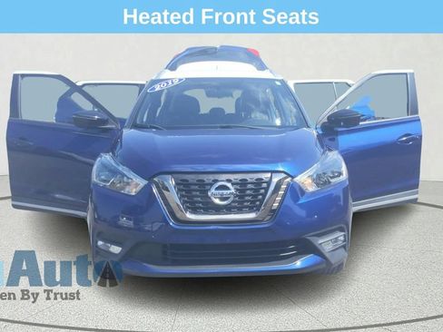 Used 2019 Nissan Kicks SR w/ SR Premium Package FWD image 10