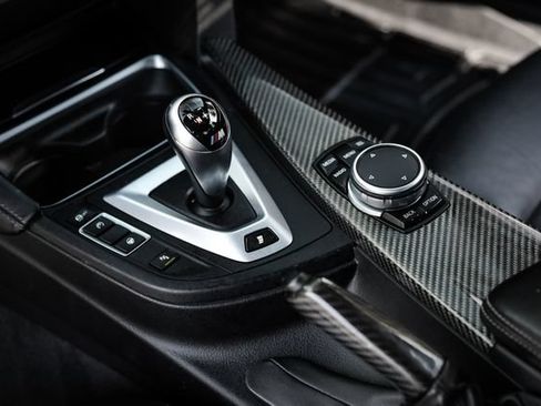 Used 2015 BMW M4 Coupe RWD image 28