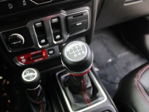 Used 2019 Jeep Wrangler Rubicon AWD/4WD image 20