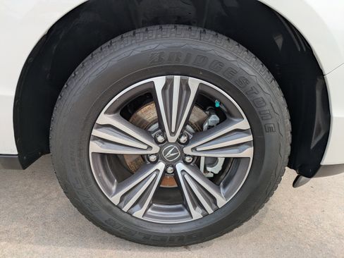 Used 2017 Acura MDX FWD image 9