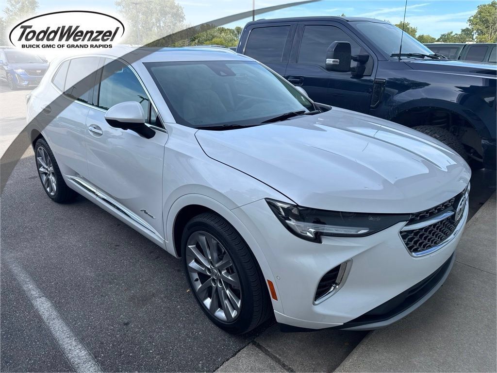 Used 2023 Buick Envision Avenir AWD/4WD image 1