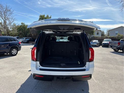 Used 2022 GMC Yukon XL SLE image 44