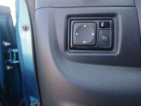 Used 2014 Nissan Versa Note SV image 15