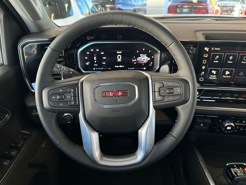 New 2026 GMC Sierra 1500 SLT w/ SLT Premium Package image 17