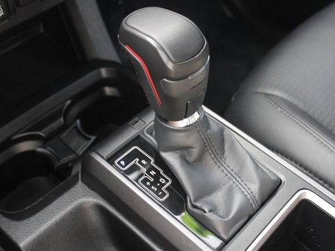 Used 2023 Toyota Tacoma TRD Sport image 13