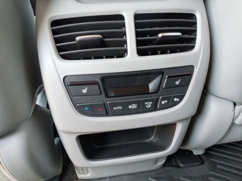 Used 2016 Acura MDX SH-AWD image 21