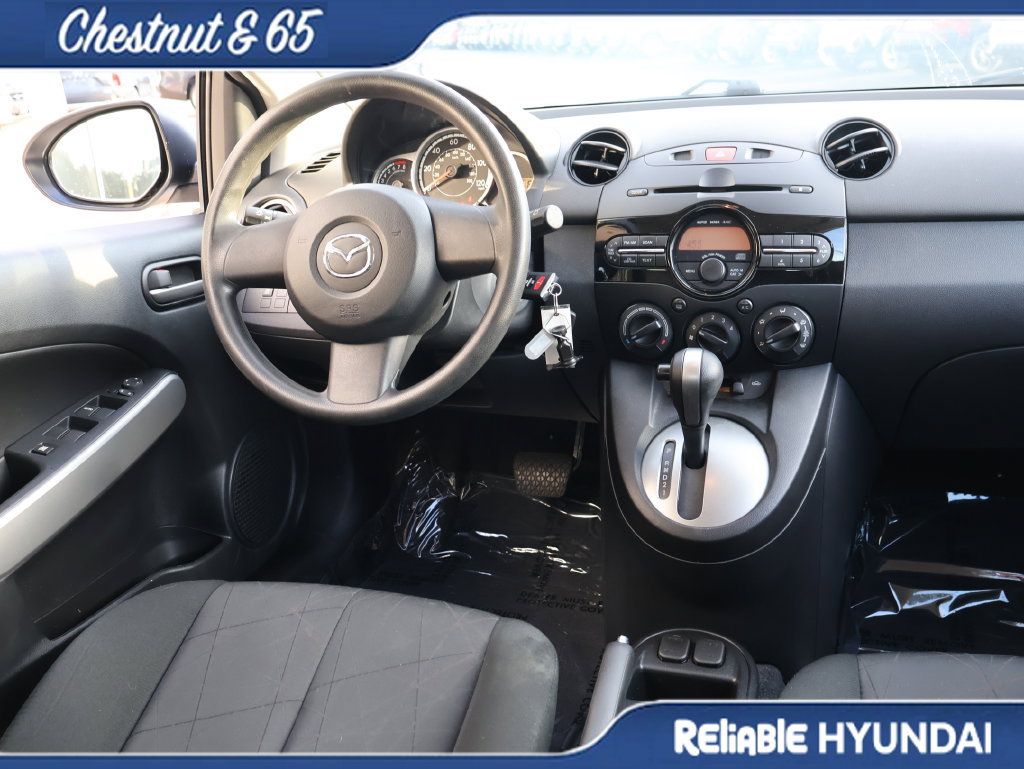 Used 2014 MAZDA MAZDA2 Sport FWD image 38