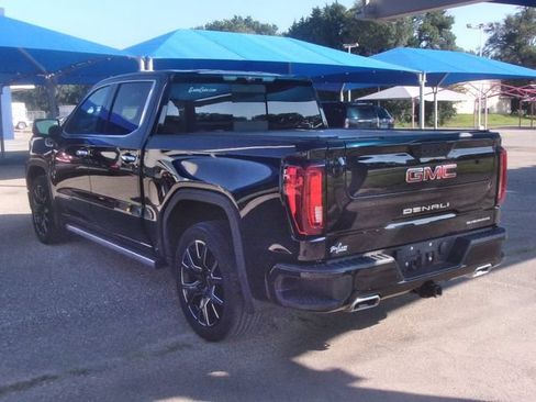Used 2022 GMC Sierra 1500 Denali w/ Denali Reserve Package AWD/4WD image 5
