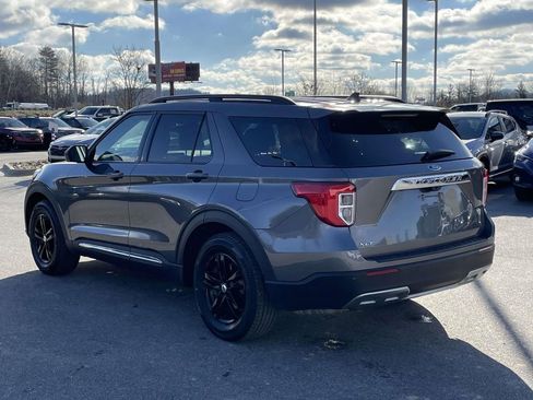 Used 2023 Ford Explorer XLT w/ Equipment Group 202A image 26