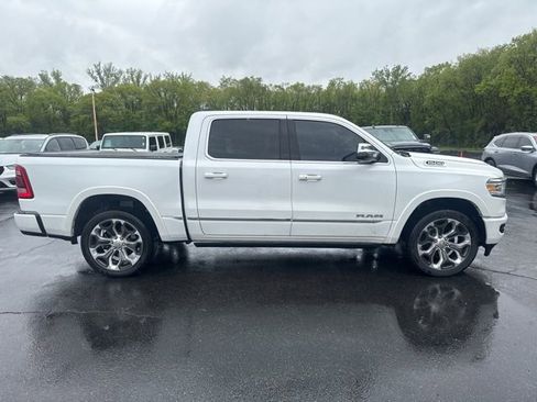 Used 2024 RAM 1500 Limited AWD/4WD image 12