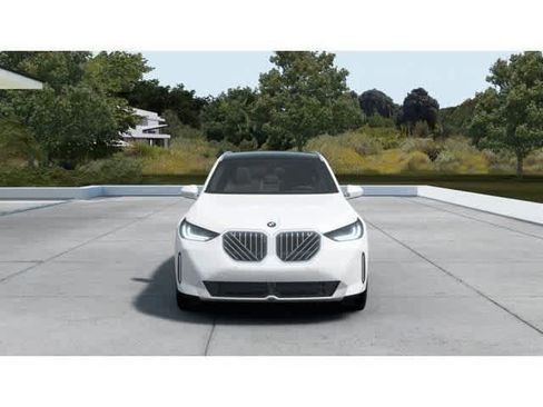 Used 2026 BMW X3 xDrive30i w/ Premium Package AWD/4WD image 3