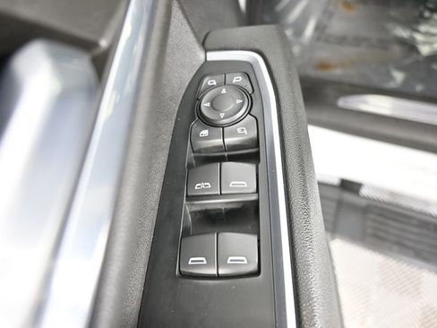 Used 2024 GMC Sierra 3500 SLE w/ SLE Value Package AWD/4WD image 19