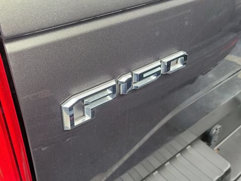 Used 2017 Ford F150 XLT w/ Equipment Group 302A Luxury RWD image 5