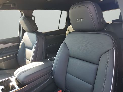 New 2026 Buick Enclave Sport Touring image 30