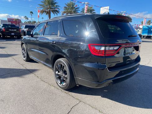 Used 2022 Dodge Durango R/T w/ Blacktop Package image 8