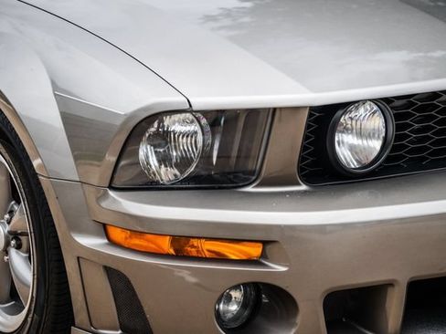 Used 2005 Ford Mustang GT Premium RWD image 46