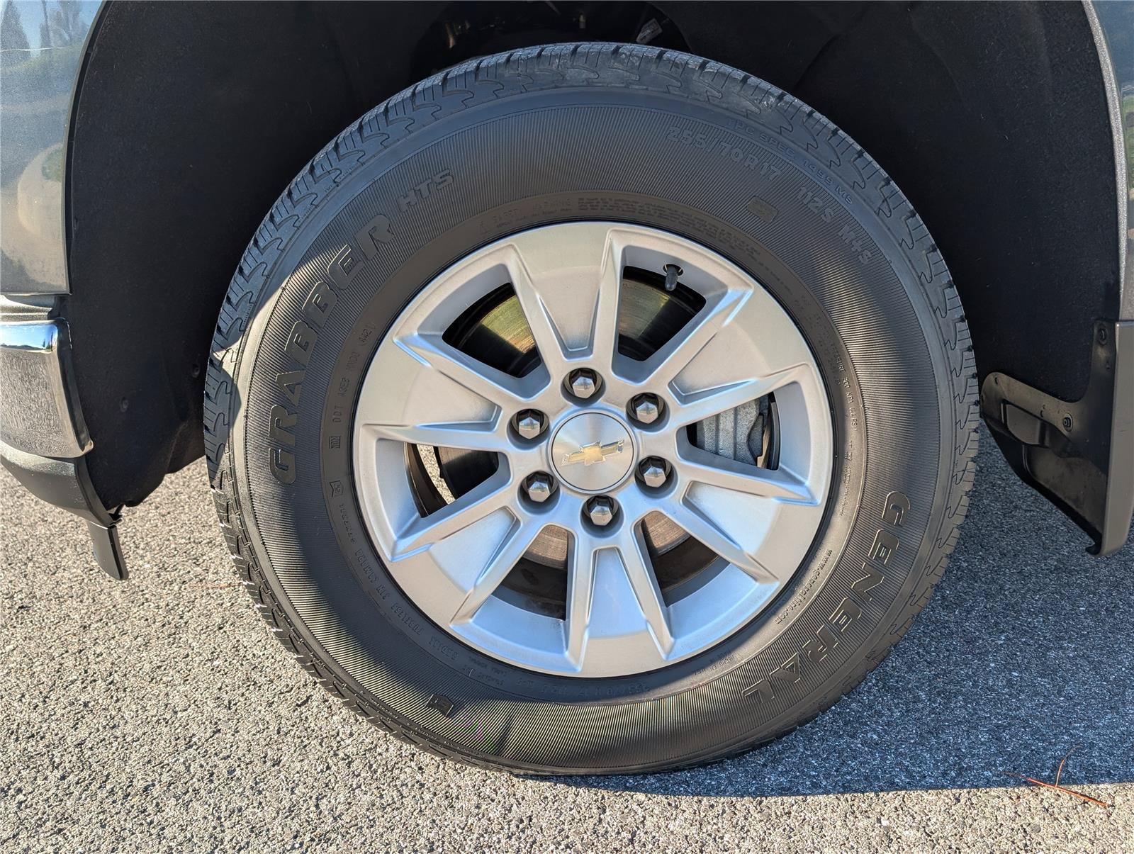 Used 2022 Chevrolet Silverado 1500 LT w/ Bed Protection Package AWD/4WD image 9