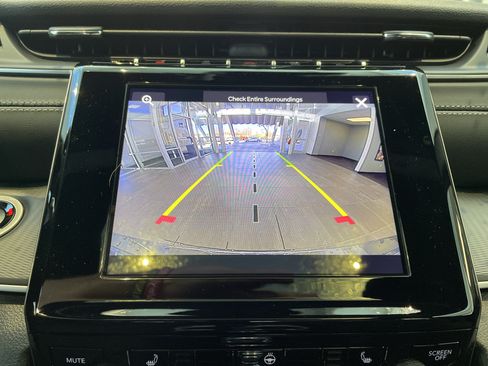 Certified 2025 Jeep Grand Cherokee Laredo X w/ Luxury Tech Group I RWD image 25