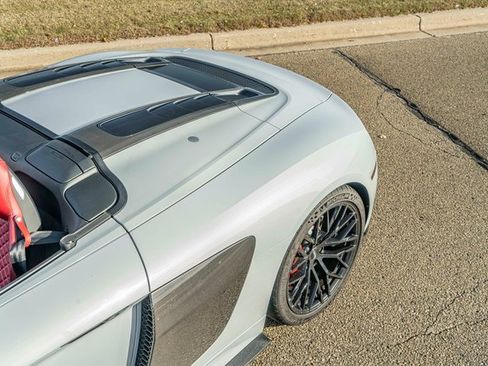 Used 2018 Audi R8 V10 image 33