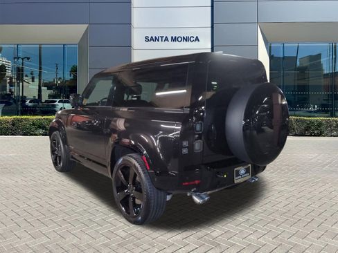 New 2026 Land Rover Defender 90 V8 AWD/4WD image 3