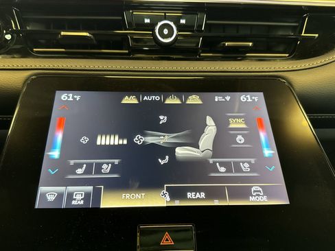 New 2026 INFINITI QX80 4WD image 19