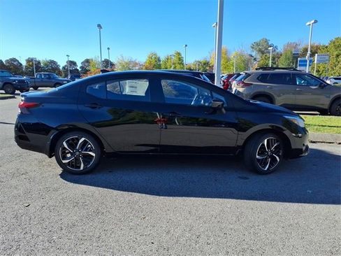 New 2025 Nissan Versa SR w/ Trunk Package image 2