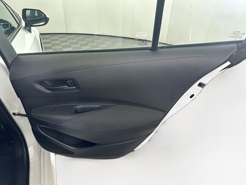 Used 2024 Toyota Corolla LE image 28