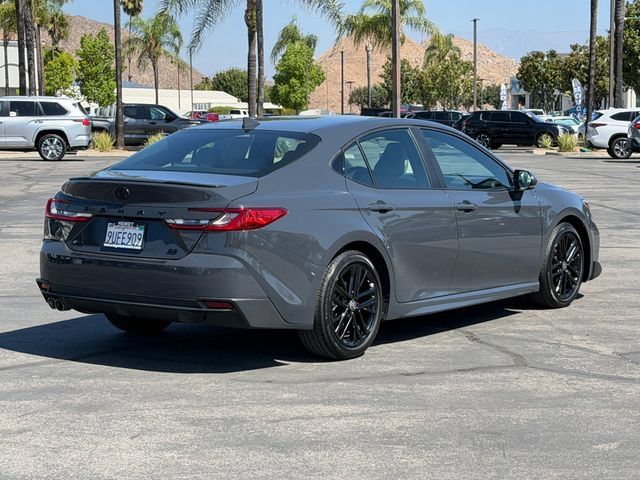 Used 2025 Toyota Camry SE w/ Convenience Package FWD image 5