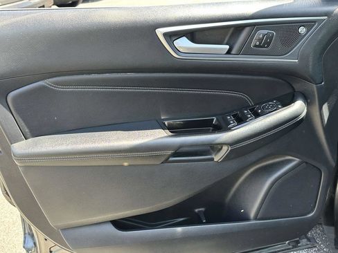 Used 2020 Ford Edge Titanium AWD/4WD image 15