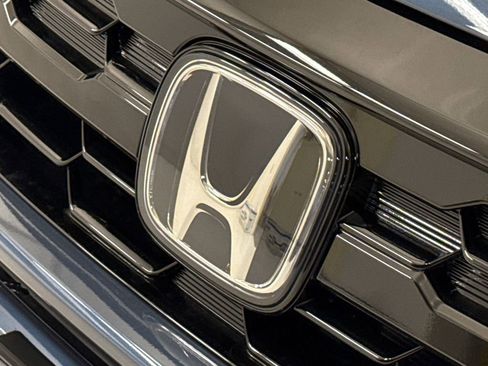 New 2026 Honda Odyssey Touring image 6