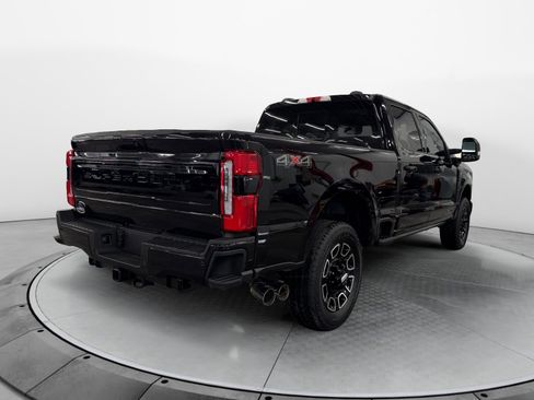 Used 2025 Ford F250 Platinum AWD/4WD image 5