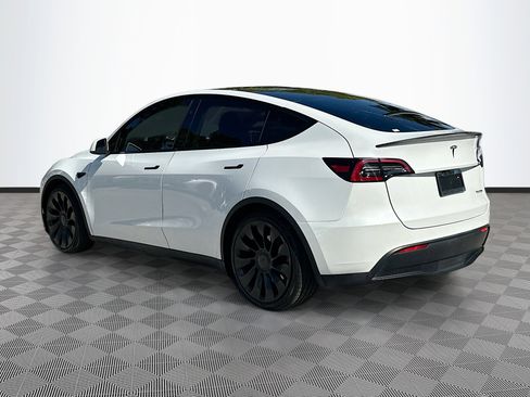 Used 2023 Tesla Model Y Performance image 5