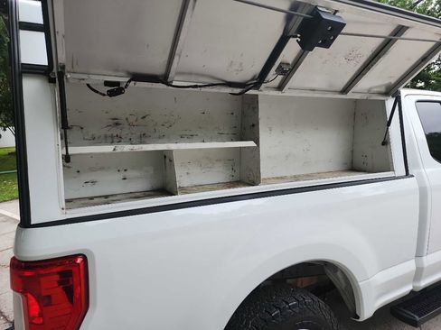 Used 2018 Ford F250 XL w/ Power Equipment Group RWD image 14