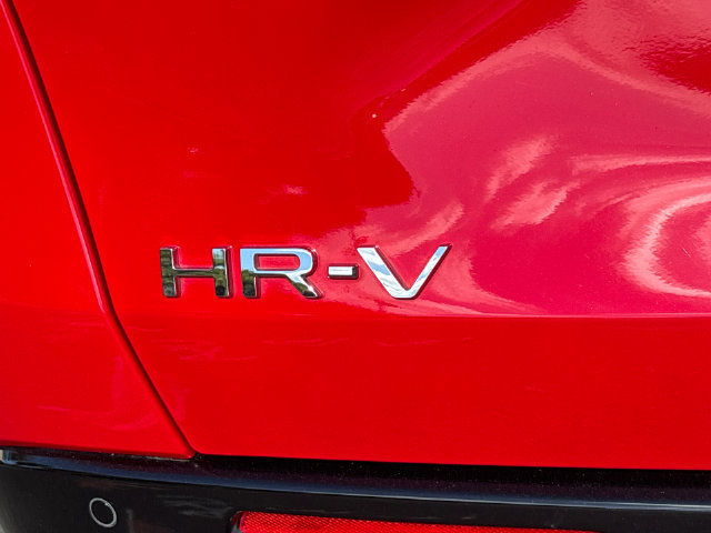 Used 2025 Honda HR-V EX-L image 10