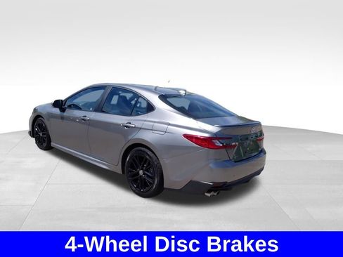 Used 2025 Toyota Camry Hybrid FWD image 16