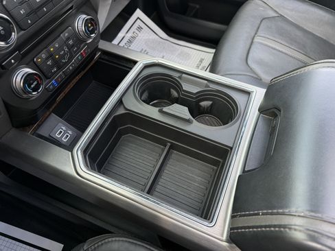 Used 2017 Ford F350 Platinum w/ Platinum Ultimate Package image 18