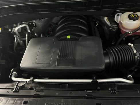 Used 2024 GMC Sierra 1500 AT4 w/ Technology Package image 33