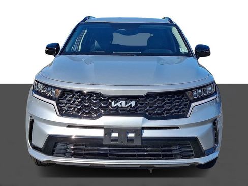 Used 2022 Kia Sorento S FWD image 2