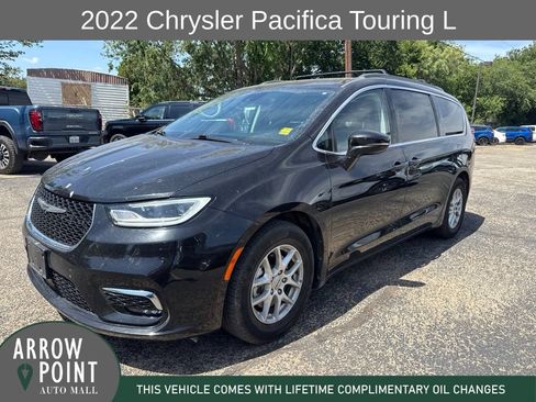 Used 2022 Chrysler Pacifica Touring-L FWD image 5