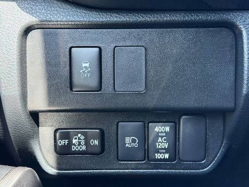 Used 2021 Toyota Tacoma TRD Off-Road RWD image 30