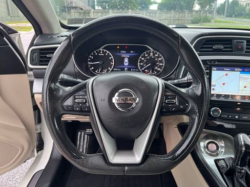 Used 2017 Nissan Maxima 3.5 SV FWD image 15