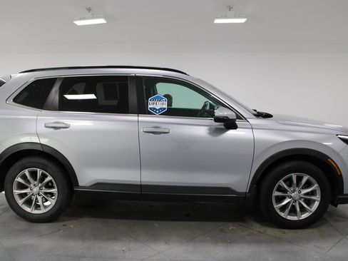 Used 2023 Honda CR-V EX-L image 11