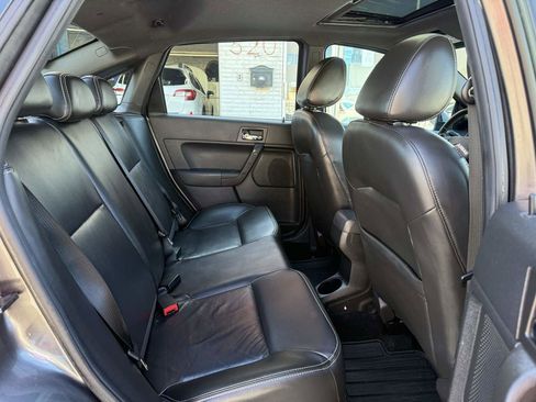 Used 2011 Ford Focus SEL w/ 301A Rapid Spec Order Code image 11