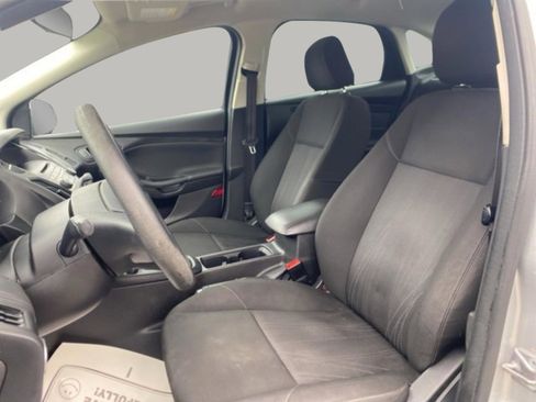 Used 2017 Ford Focus SE image 14