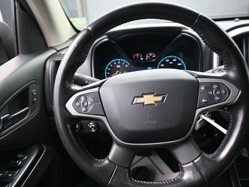Used 2019 Chevrolet Colorado LT w/ LT Convenience Package image 8